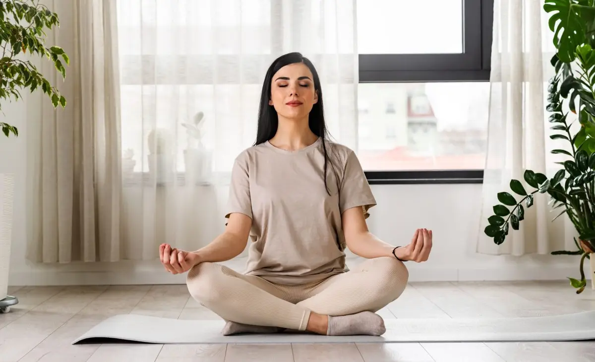 Sabah Rutininizi Dönüştürecek 10 Dakikalık Mindfulness Egzersizi (1) Sabah Rutininizi Dönüştürecek 10 Dakikalık Mindfulness Egzersizi (1)